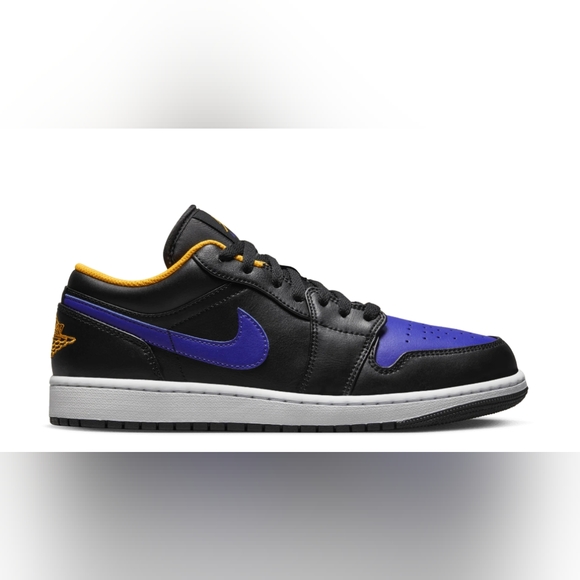 Air Jordan 1 Low main image 4